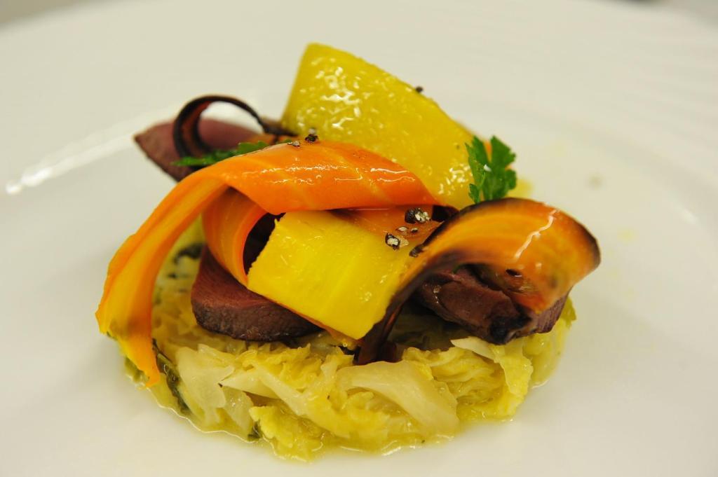 Logis Auberge Restaurant Du Vigneron Кукуньян Экстерьер фото