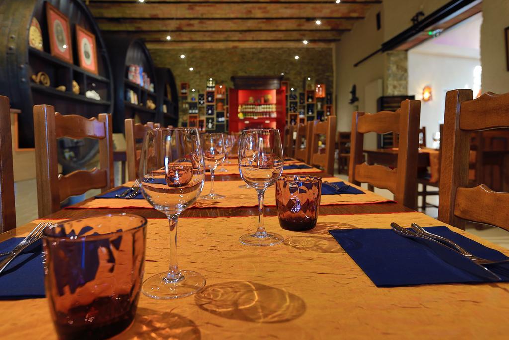 Logis Auberge Restaurant Du Vigneron Кукуньян Экстерьер фото